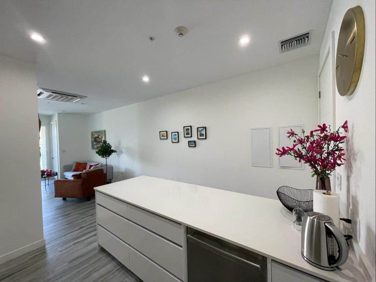 Luxury Ocean View Condo @ Aruba'S Palm Beach Exteriör bild